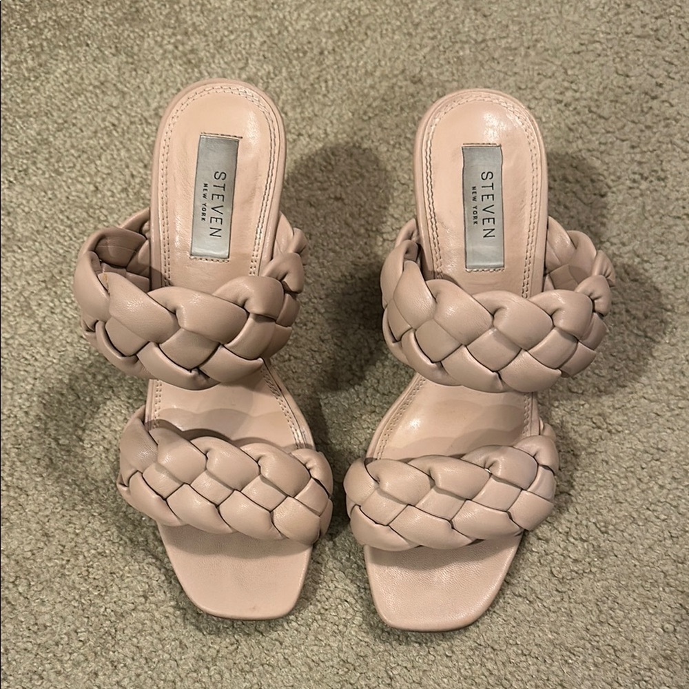 Tan heels - Steven By New Yorkk